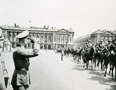 Kchler, Einmarsch in Paris 1940
